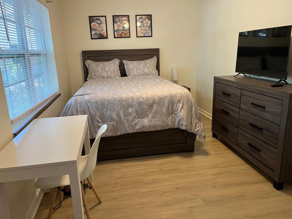 Zenhomes In Brandon Near Tampa Valrico Seffner Eksteriør billede